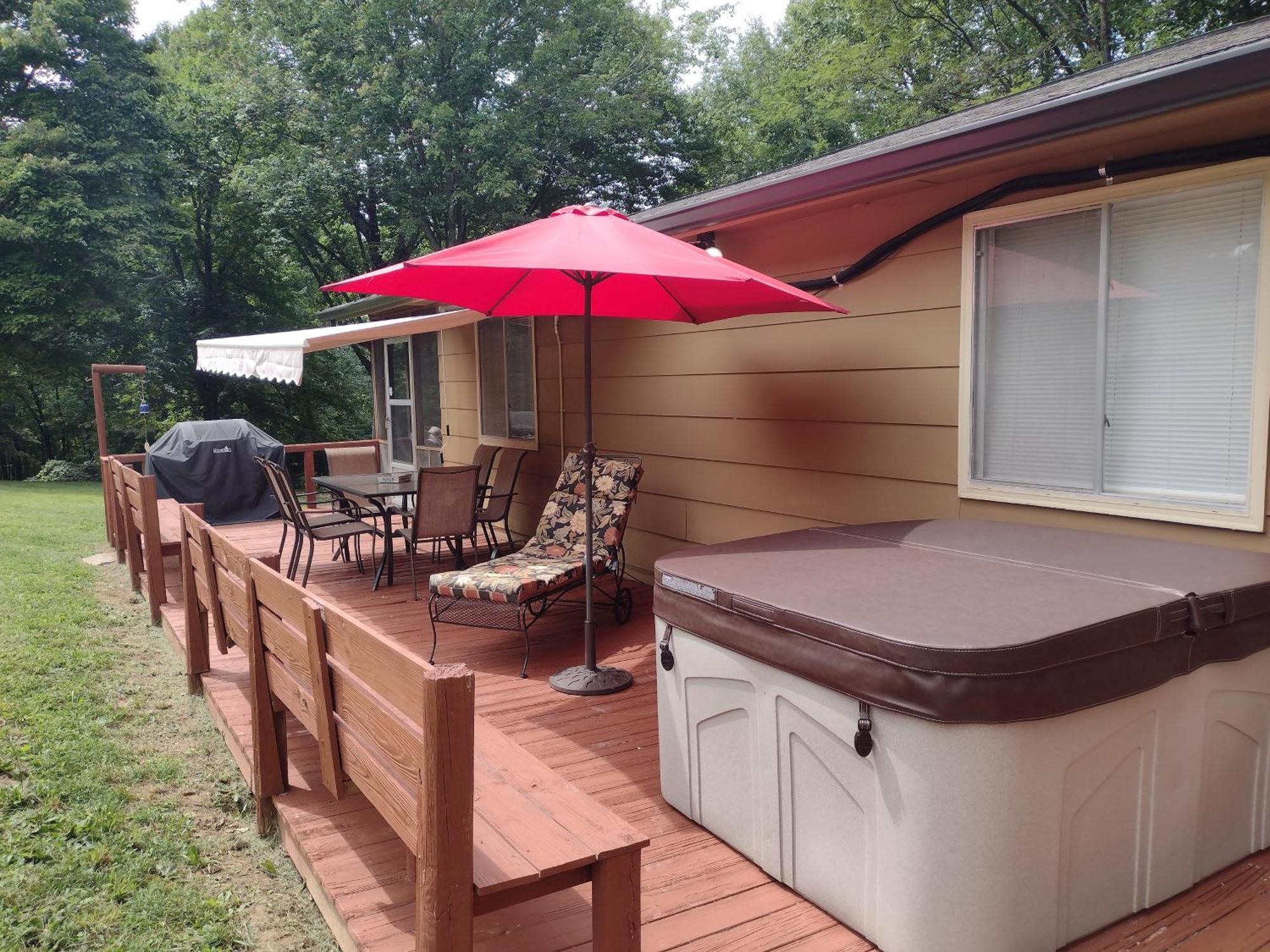 Bryson City Creekside Home With Hot Tub- 3 Bedroom-2 Bath Home Luaran gambar
